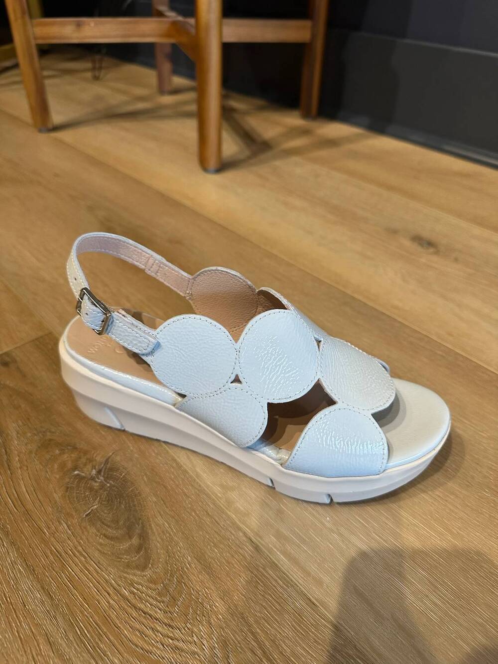 NEW WONDERS women's derry slingback sandals in aura